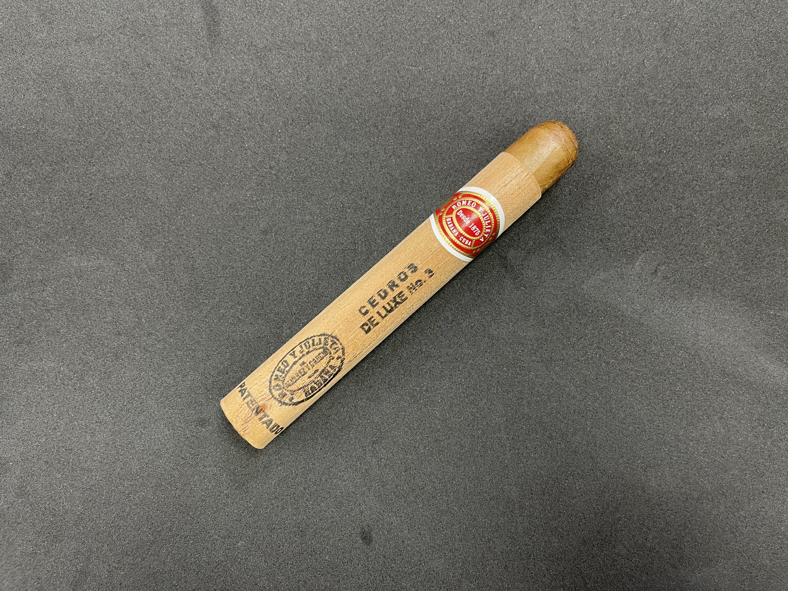 Romeo Y Julieta Cedros de Luxe No.3 Cigar