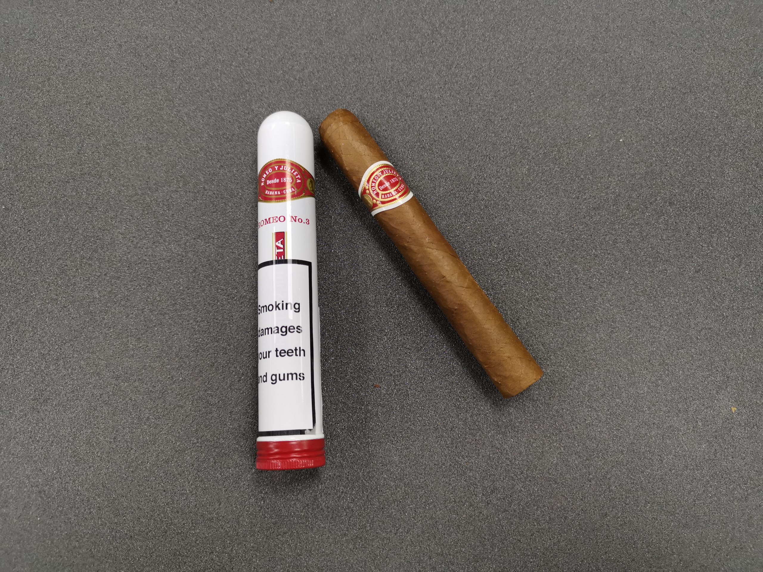 Romeo Y Julieta No. 3 Cigar