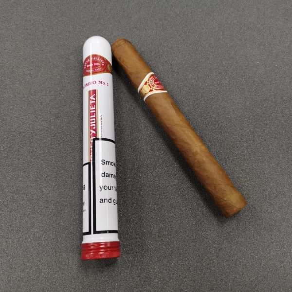 Romeo Y Julieta No. 1 Cigar